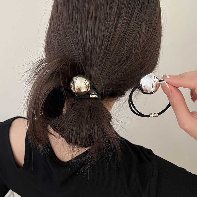 Metal ball hair ring back of t - огляд і ціна Gym Ball