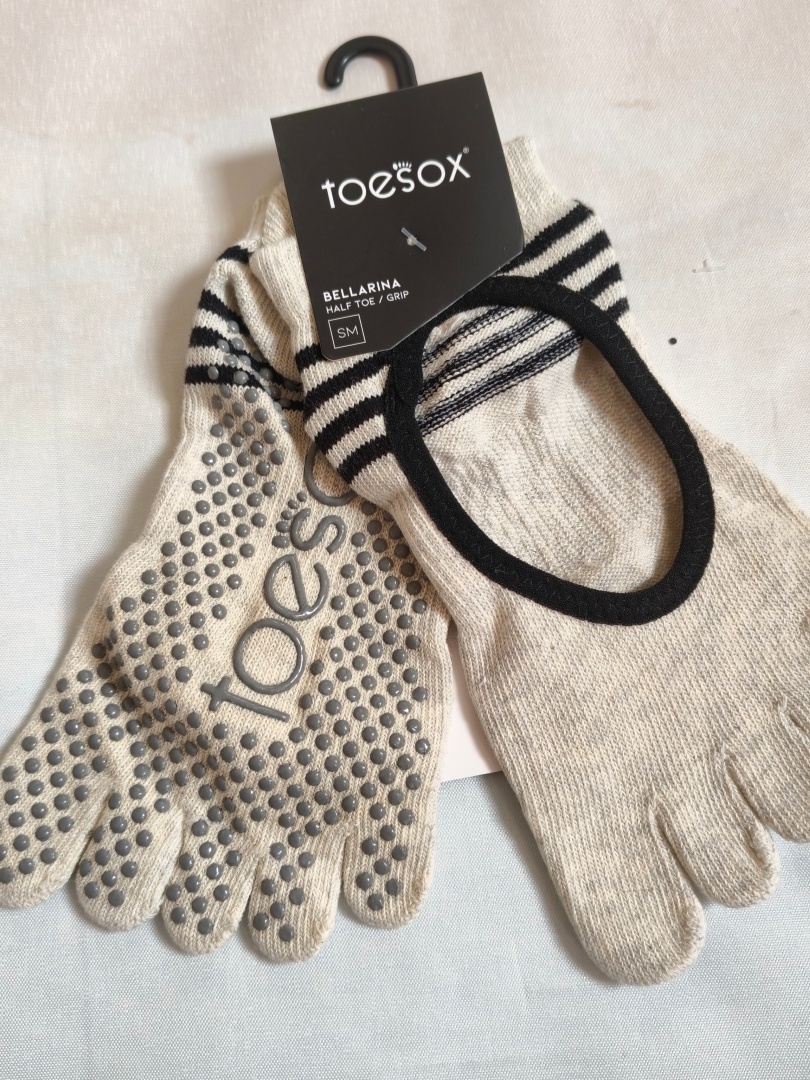 Toesox Yoga Five-Toe Socks Men - огляд і ціна Yoga Mat
